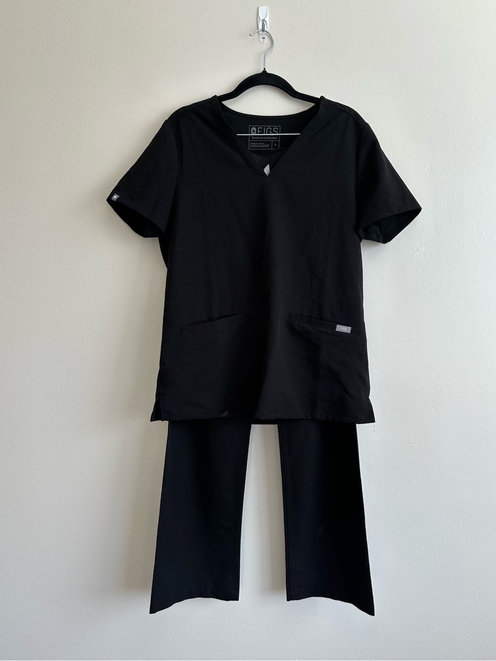 Figs Black Figs Scrub Set Casma Scrub Top S/ Livingston Bottoms XS